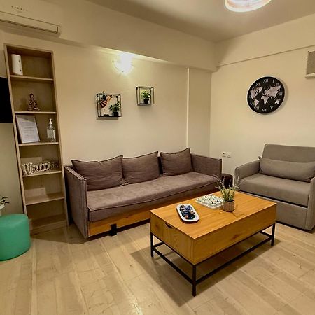 Central Studio Semi-Basement Heraklion  ภายนอก รูปภาพ